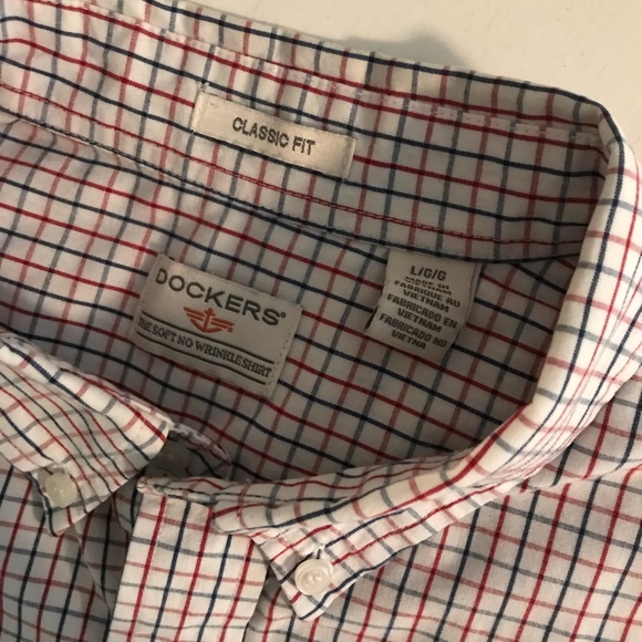 Short sleeve dress shirt. Dockers soft cotton. - Picture 2 of 3